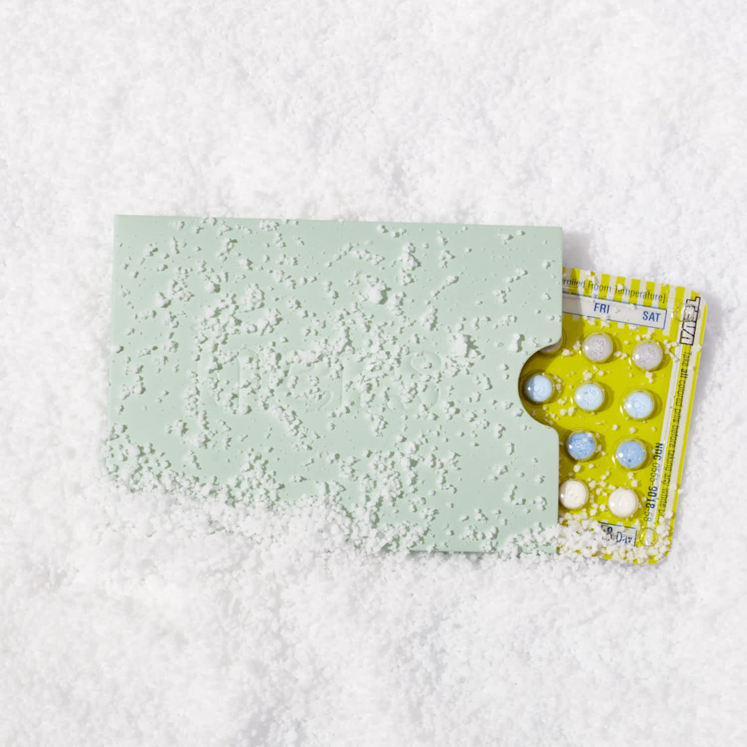 Drospirenone & Ethinyl Estradiol (Yaz) 101: How it Works, Side Effects and Interactions