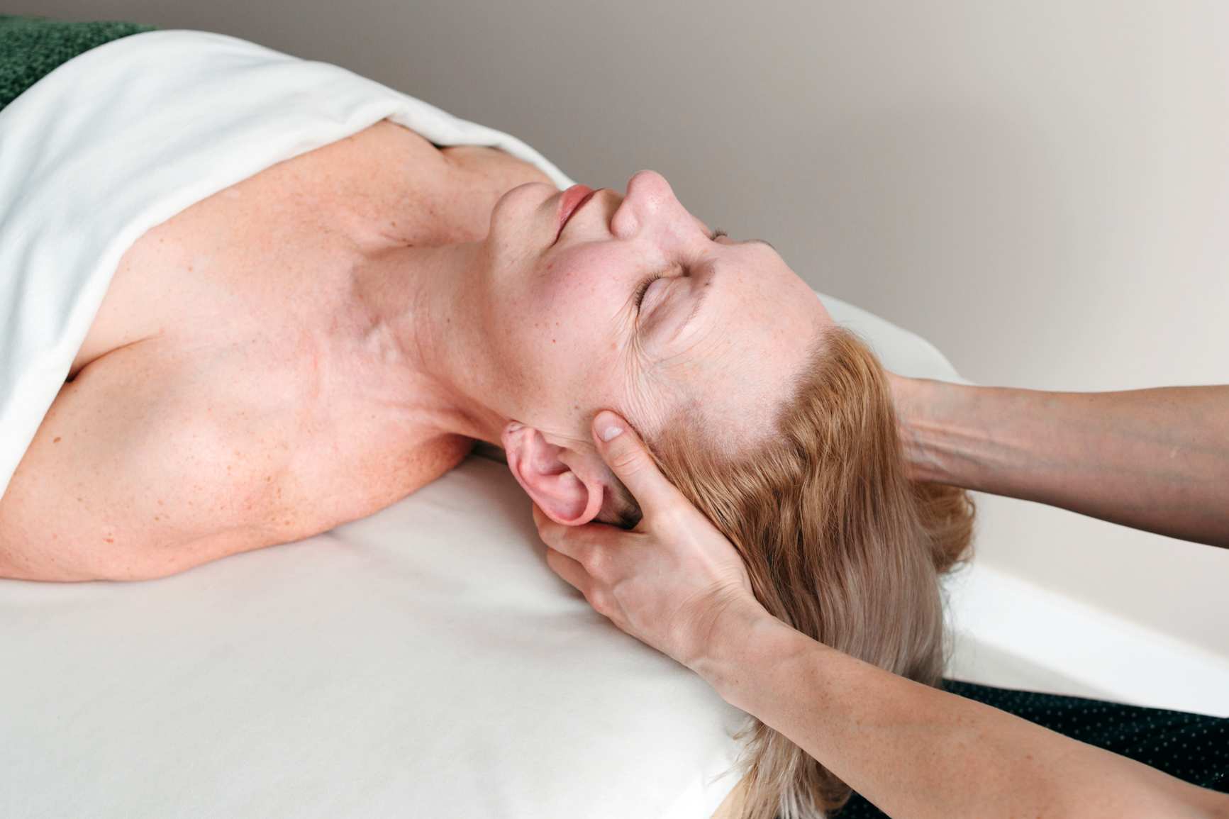 Acupuncture for Hot Flashes: Does It Work?