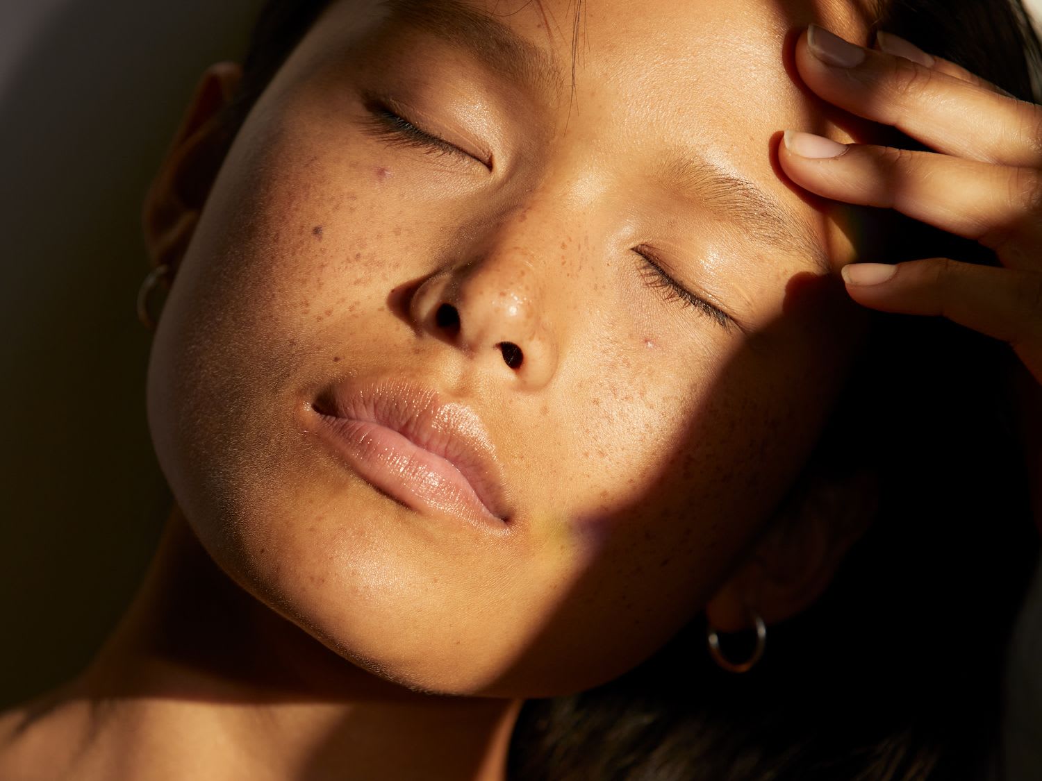 What are Mood Swings? And 6 Ways to Control Them