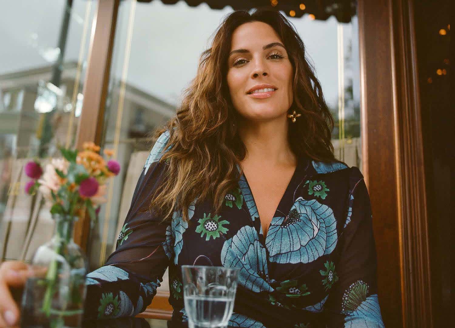 Prebiotic Soda Benefits: Is It Better Than Regular Soda?