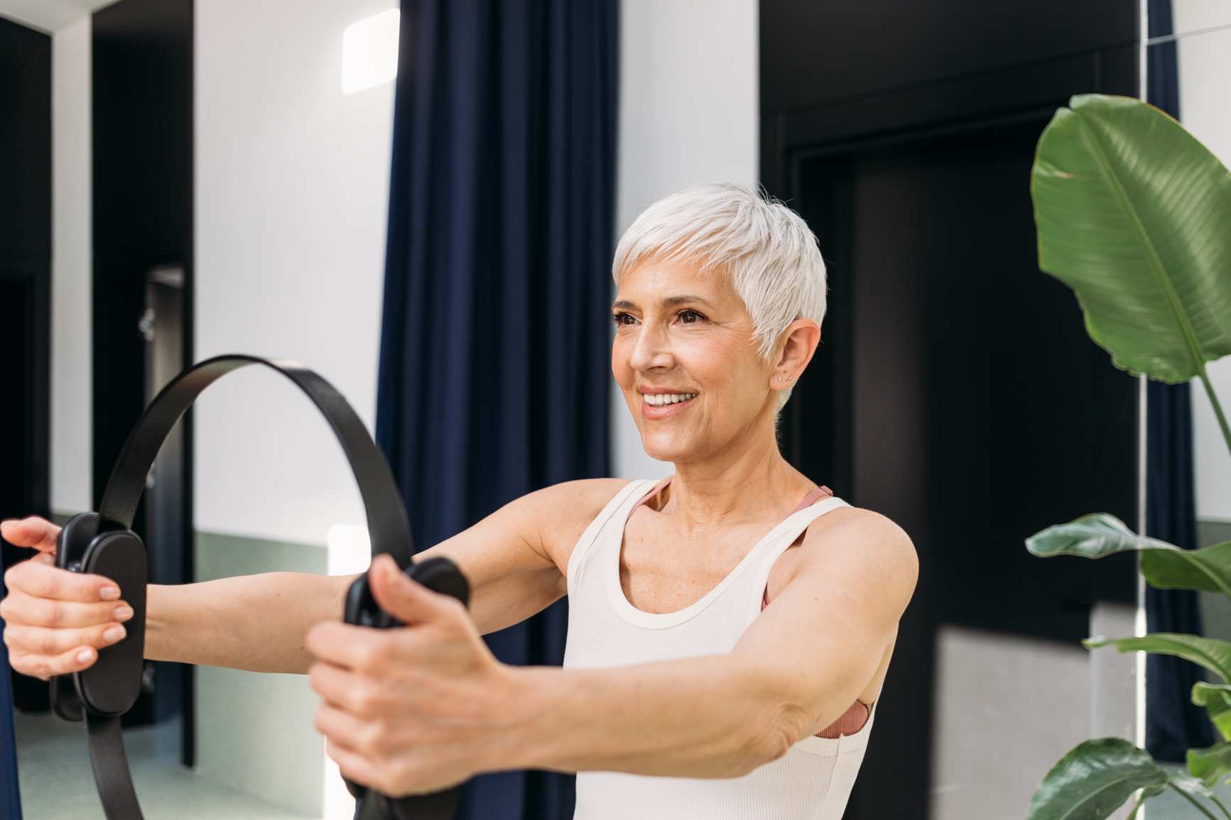 A Celebrity Trainer Shares Fitness Tips for Women Over 40